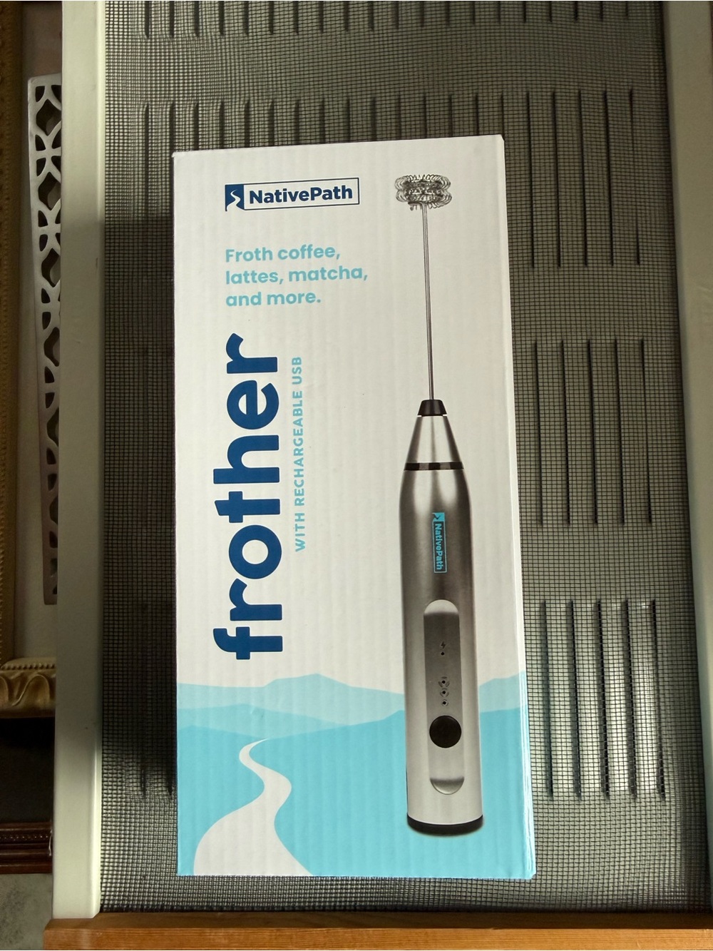 Native hand held Frother. NIB
